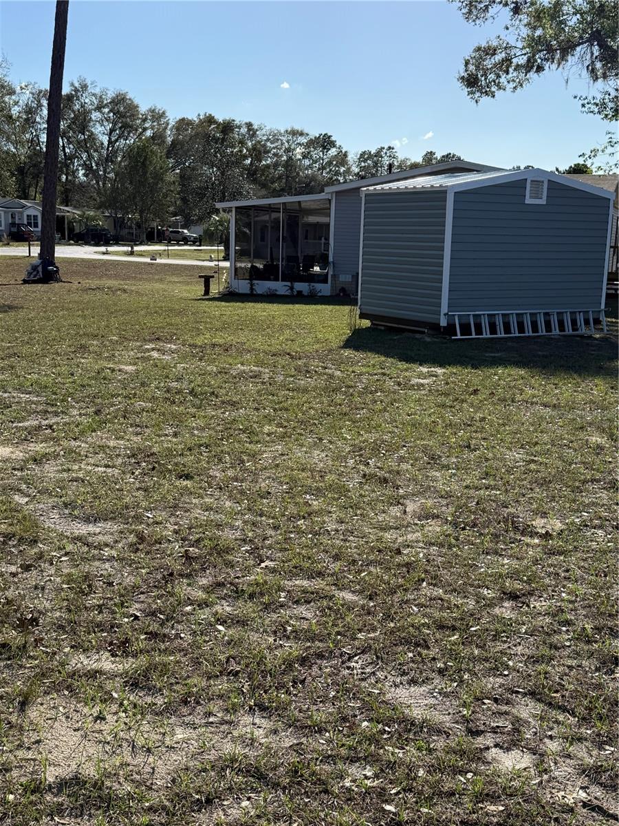 CRYSTAL POINTE UN #1 - Residential