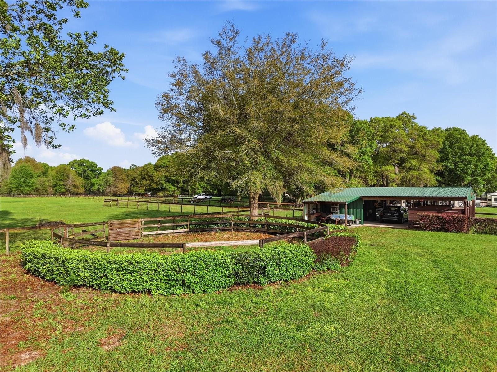 SILVER HILLS - Residential