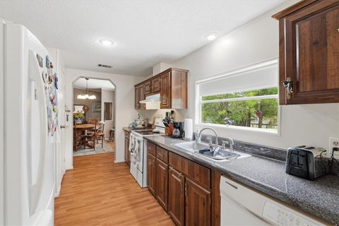 Tiny photo for 18558 NE 12th Court, Citra, FL 32113 (MLS # OM721134)