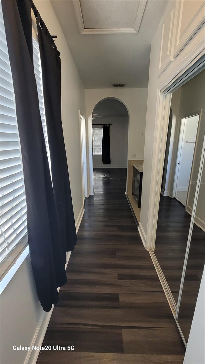 SEVILLE PARK - Residential Lease