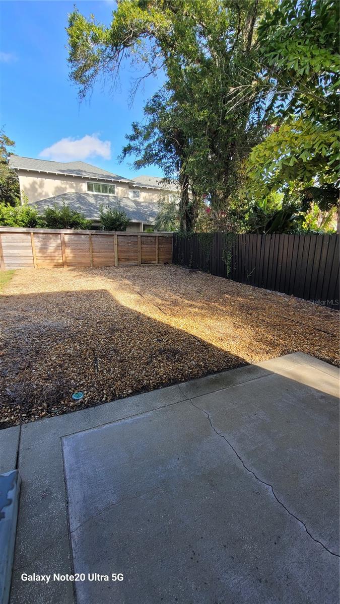 SEVILLE PARK - Residential Lease