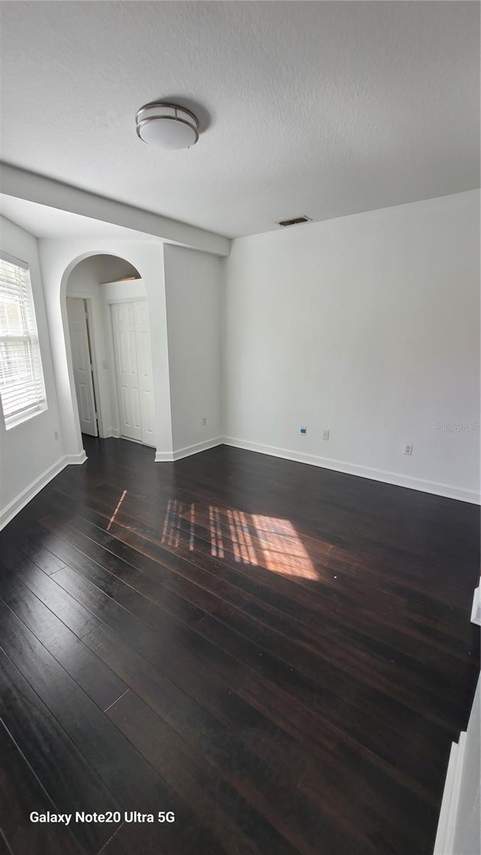 SEVILLE PARK - Residential Lease