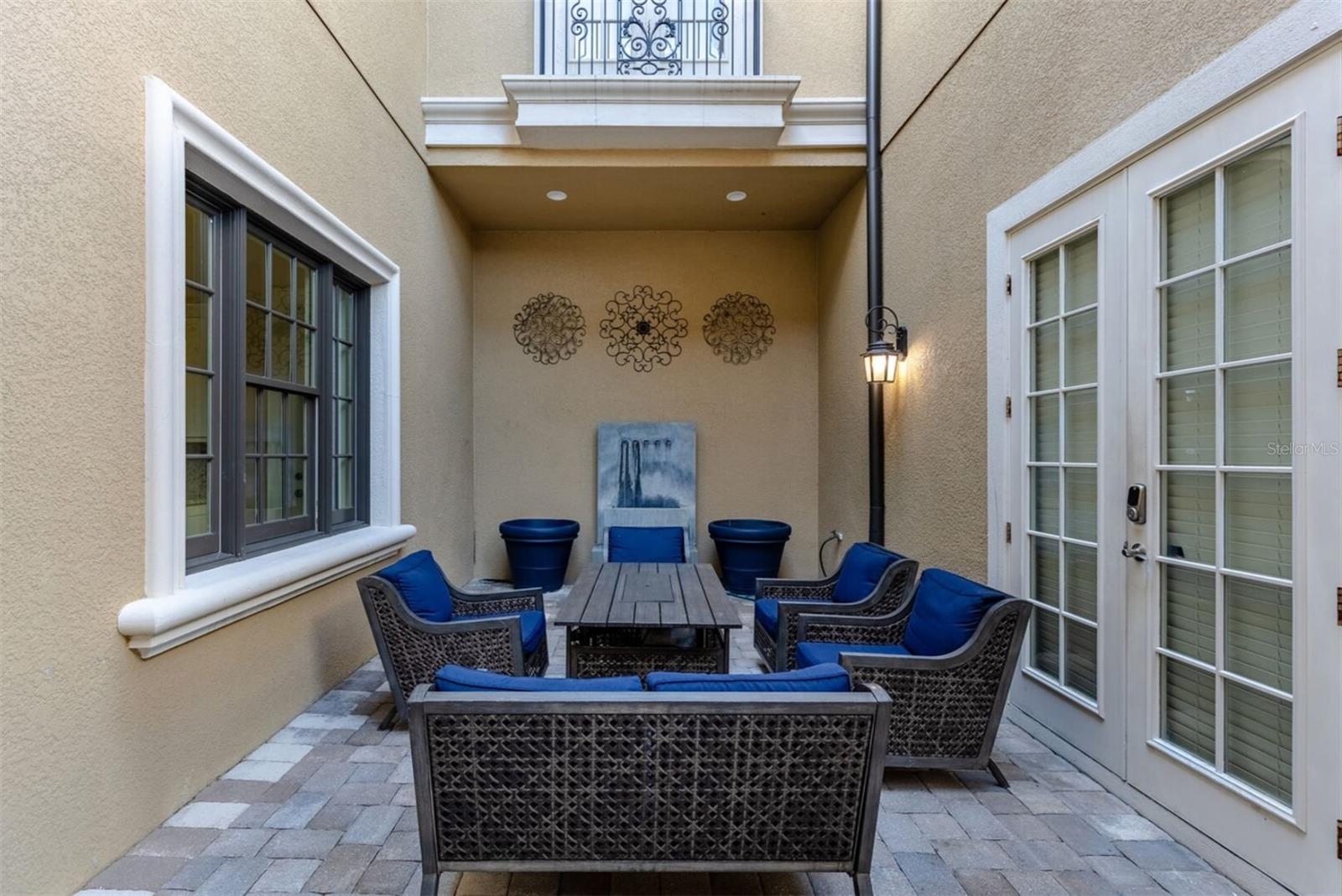 REUNION WEST VLGS NORTH - Residential