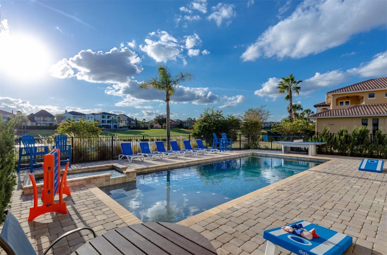 REUNION WEST VLGS NORTH - Residential