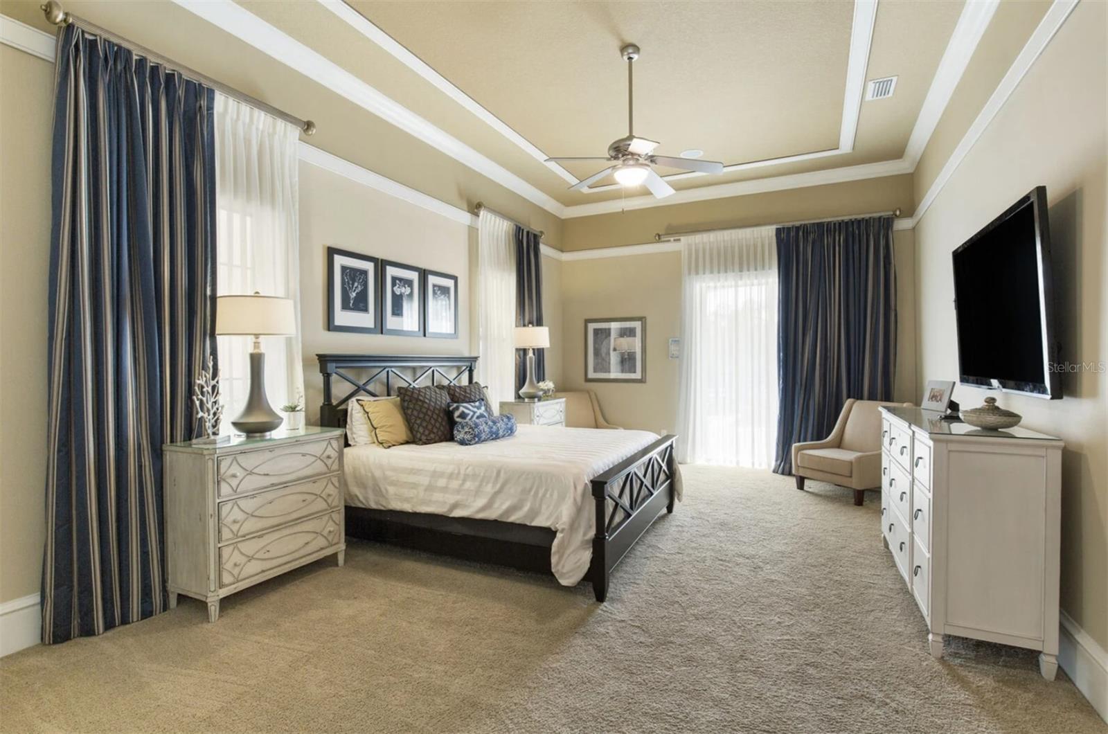 REUNION WEST VLGS NORTH - Residential