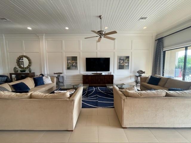 REUNION WEST VLGS NORTH - Residential