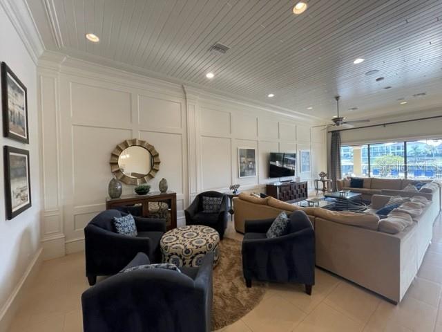 REUNION WEST VLGS NORTH - Residential