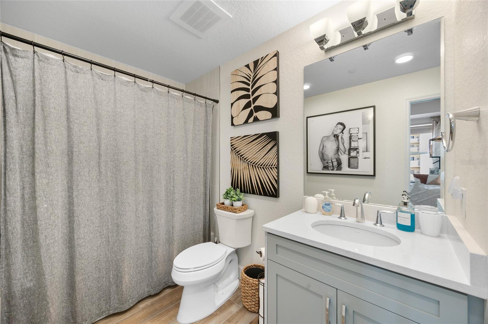 ANCHORAGE THE CONDO - Residential