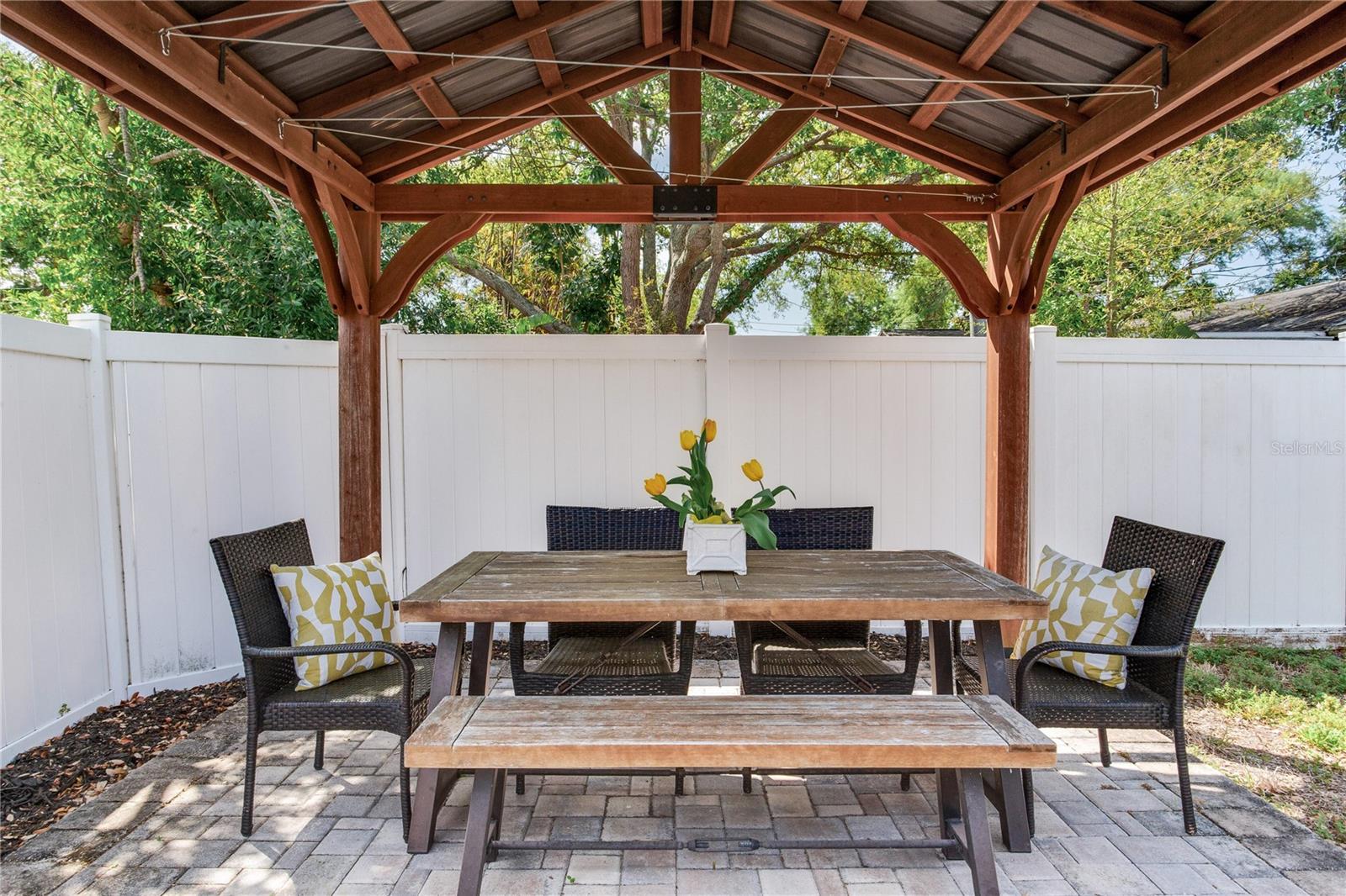 PINE GLADE - Residential