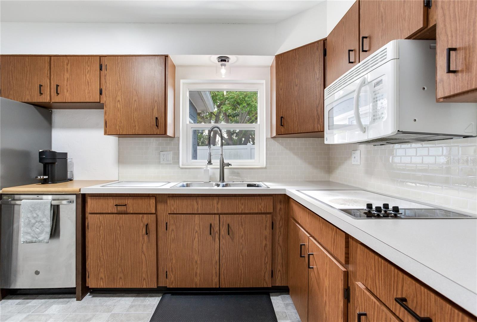 PINE GLADE - Residential