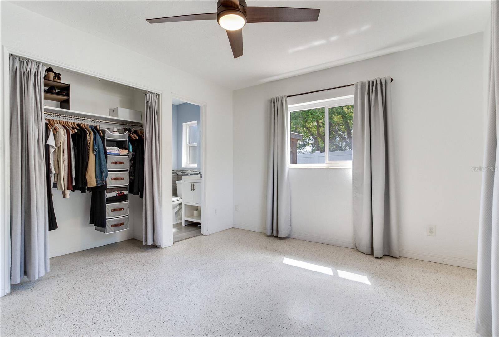 PINE GLADE - Residential