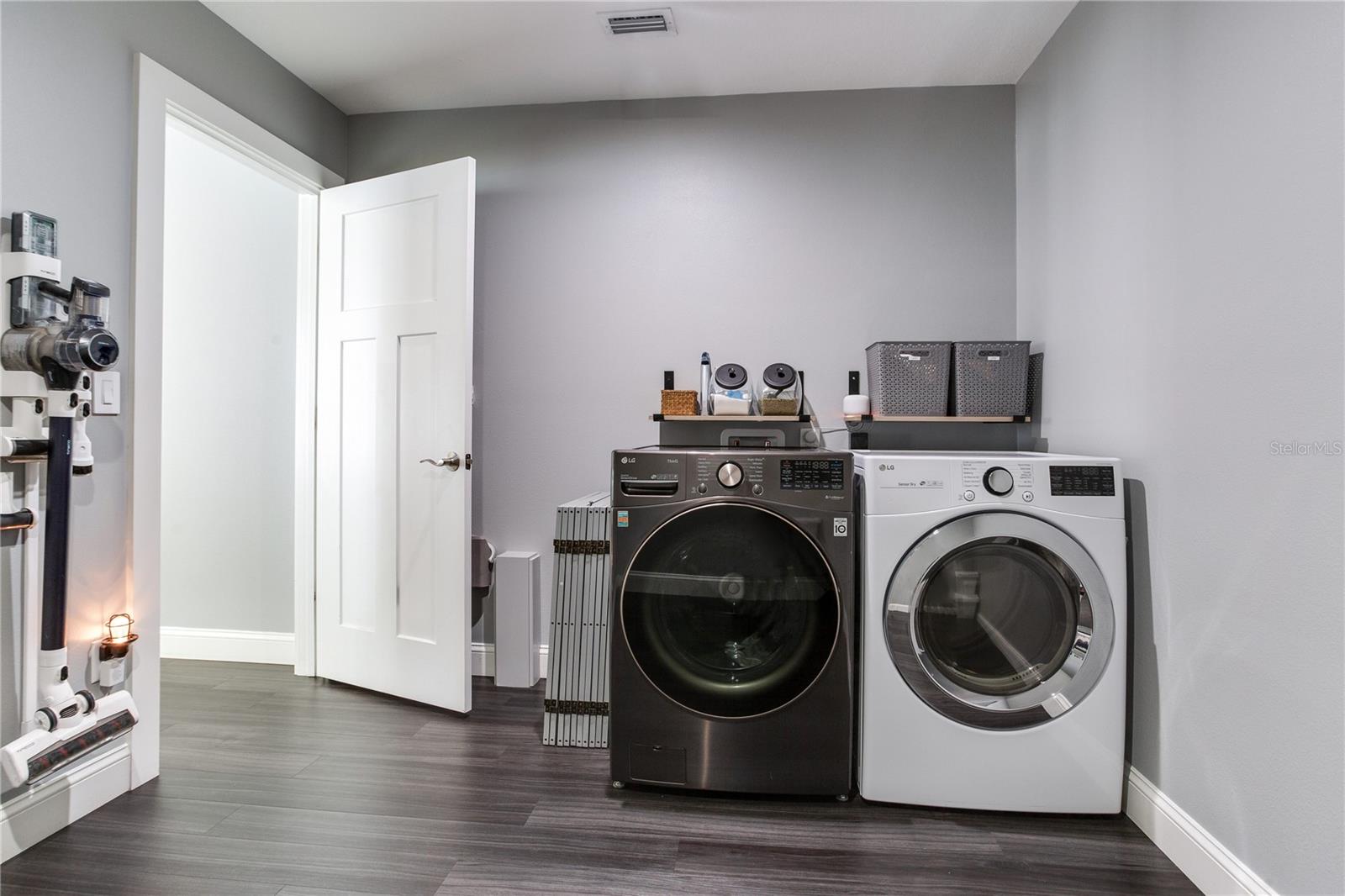 PINE GLADE - Residential