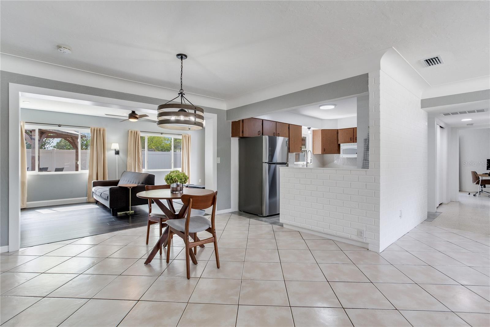 PINE GLADE - Residential