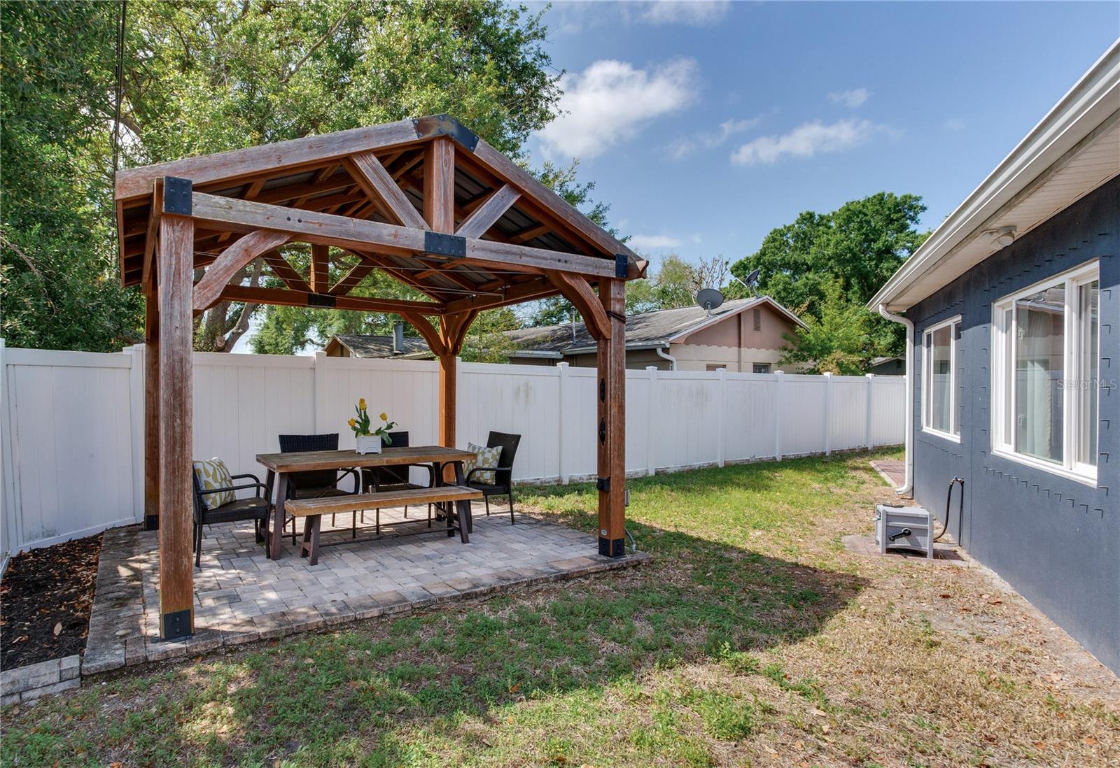 PINE GLADE - Residential