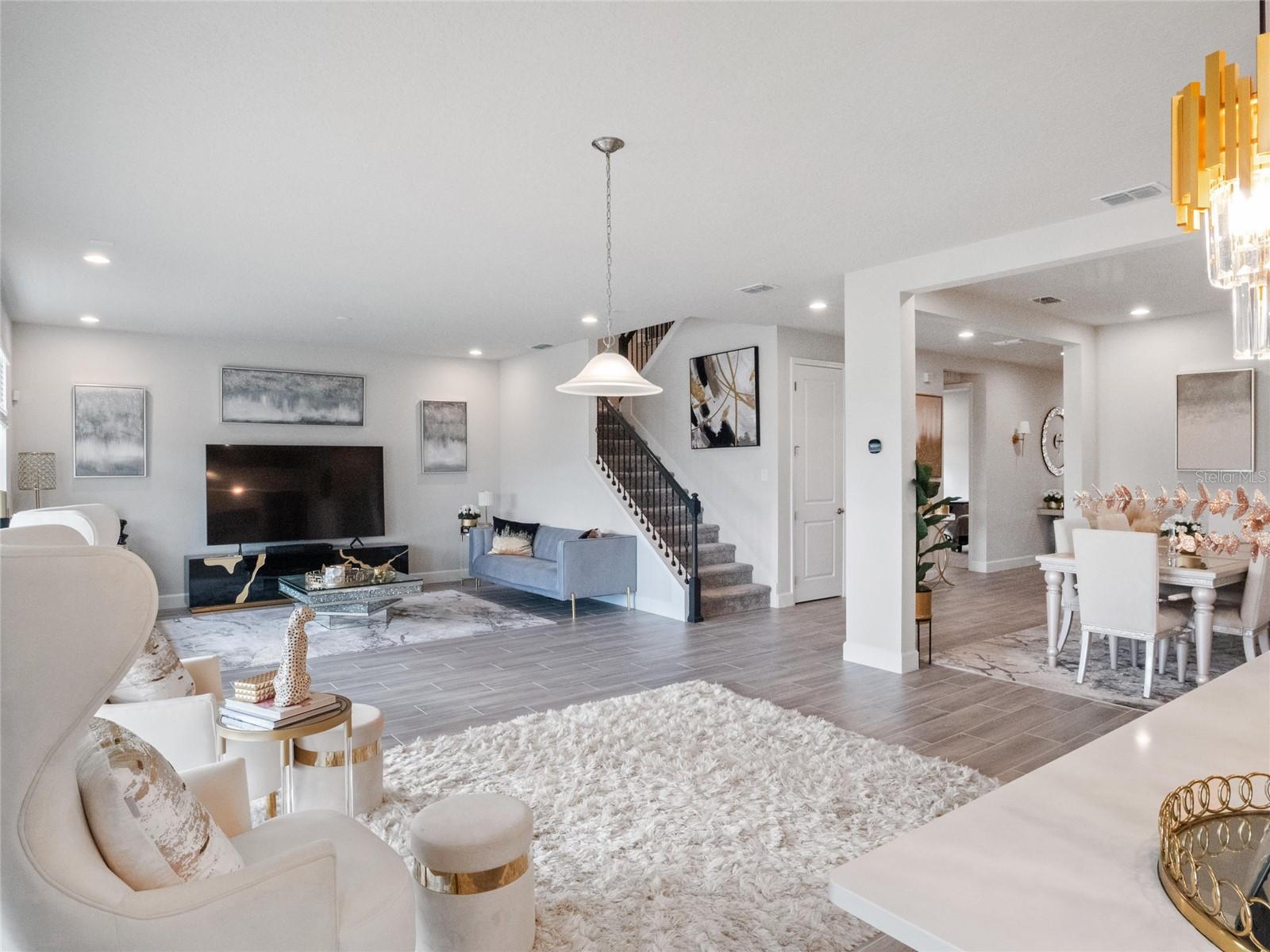 RIVERSIDE OAKS PH 3 - Residential