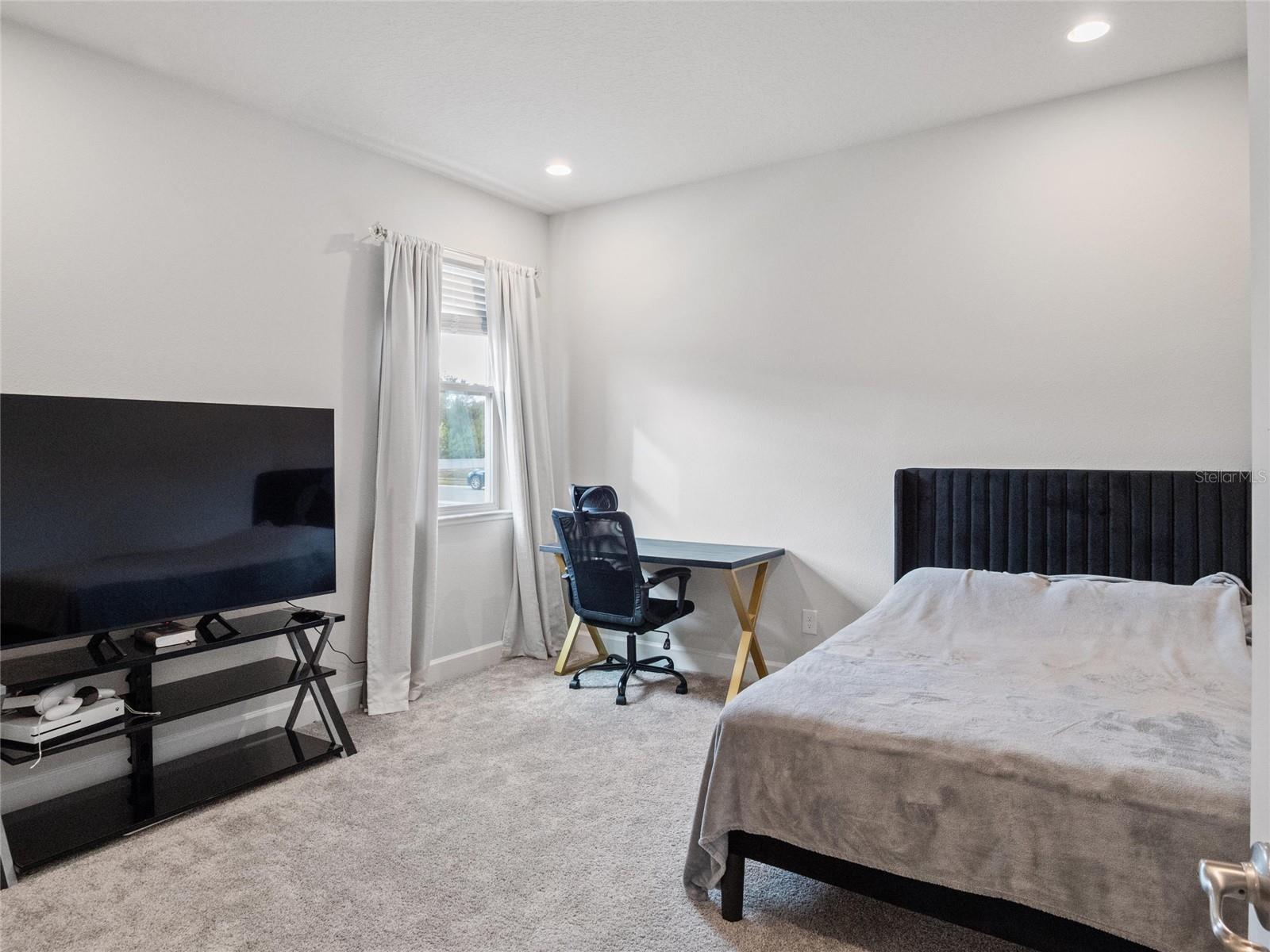 RIVERSIDE OAKS PH 3 - Residential