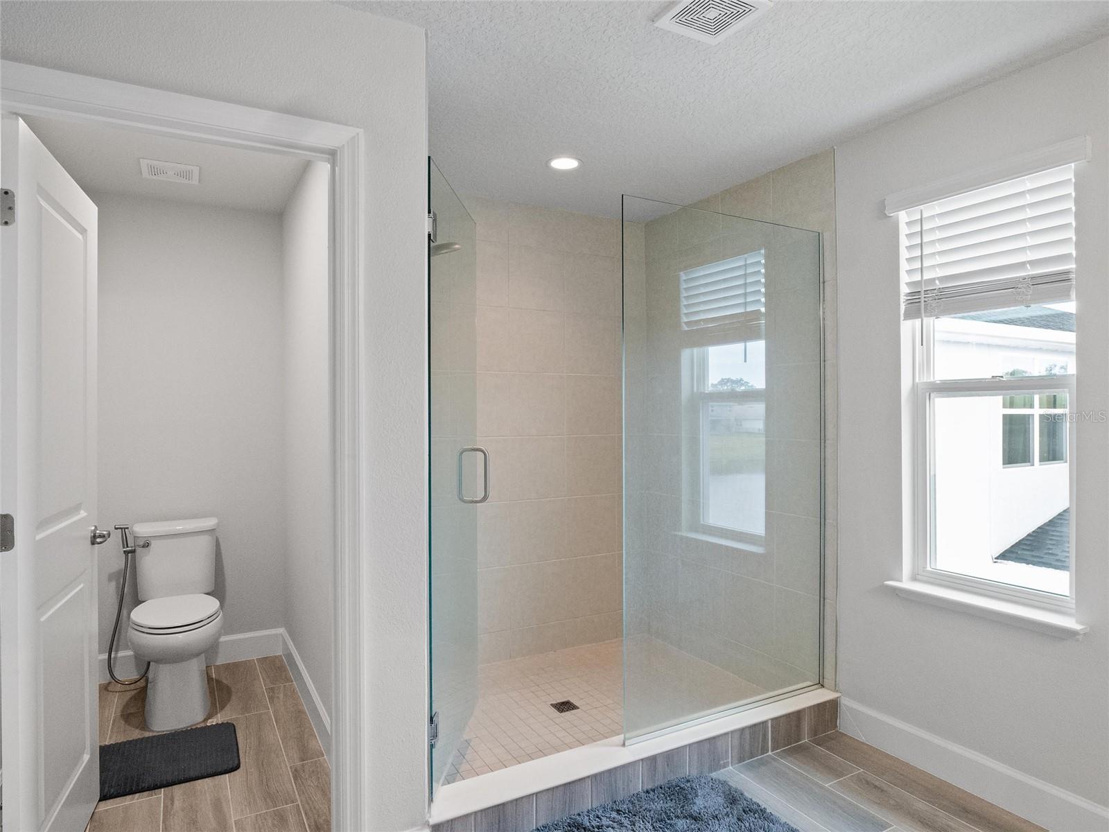 RIVERSIDE OAKS PH 3 - Residential