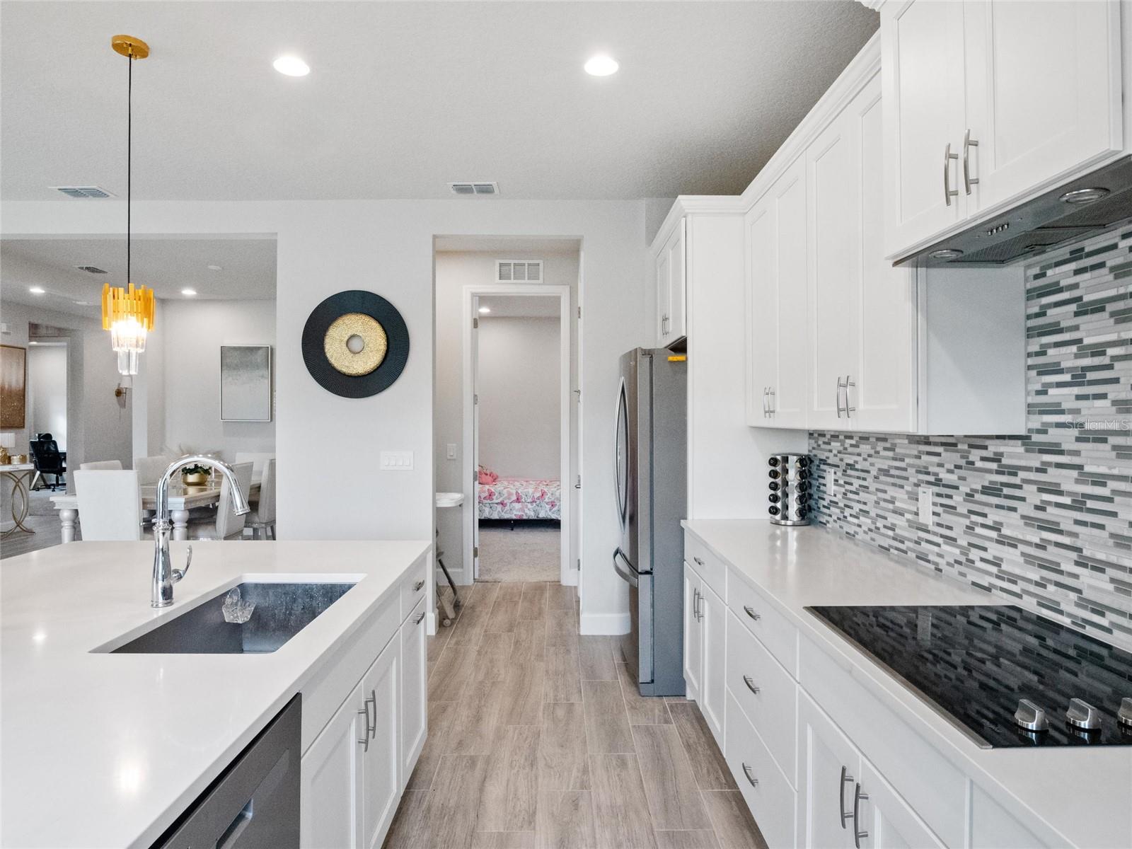 RIVERSIDE OAKS PH 3 - Residential