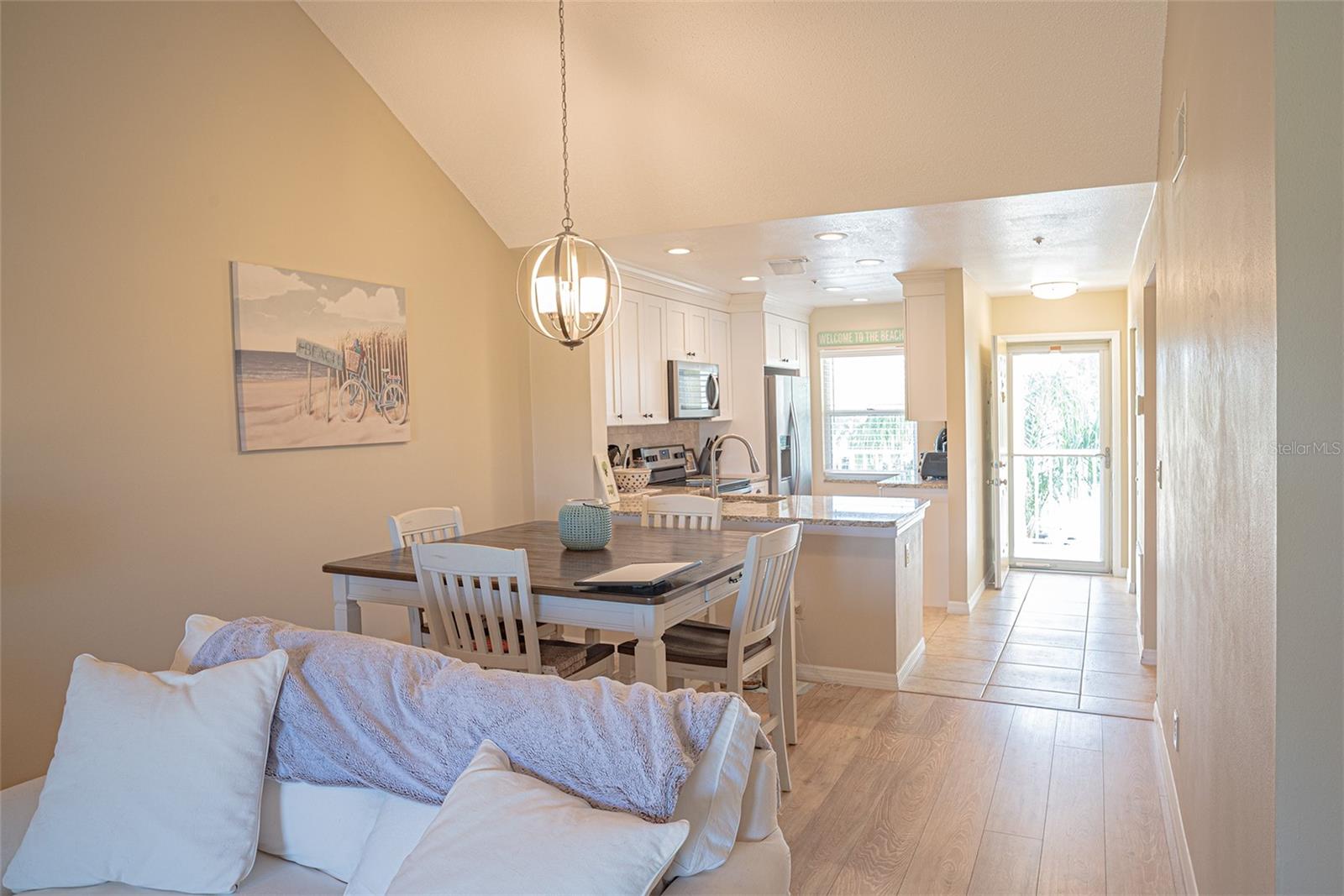 FARMINGTON VISTAS - Residential