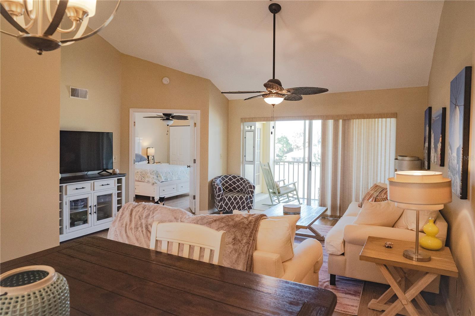 FARMINGTON VISTAS - Residential