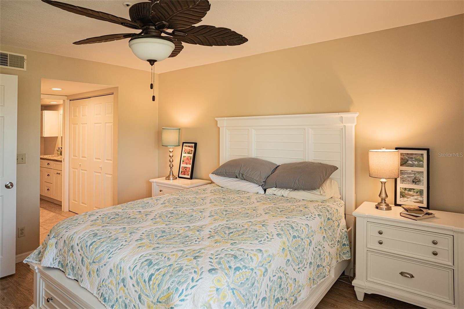 FARMINGTON VISTAS - Residential