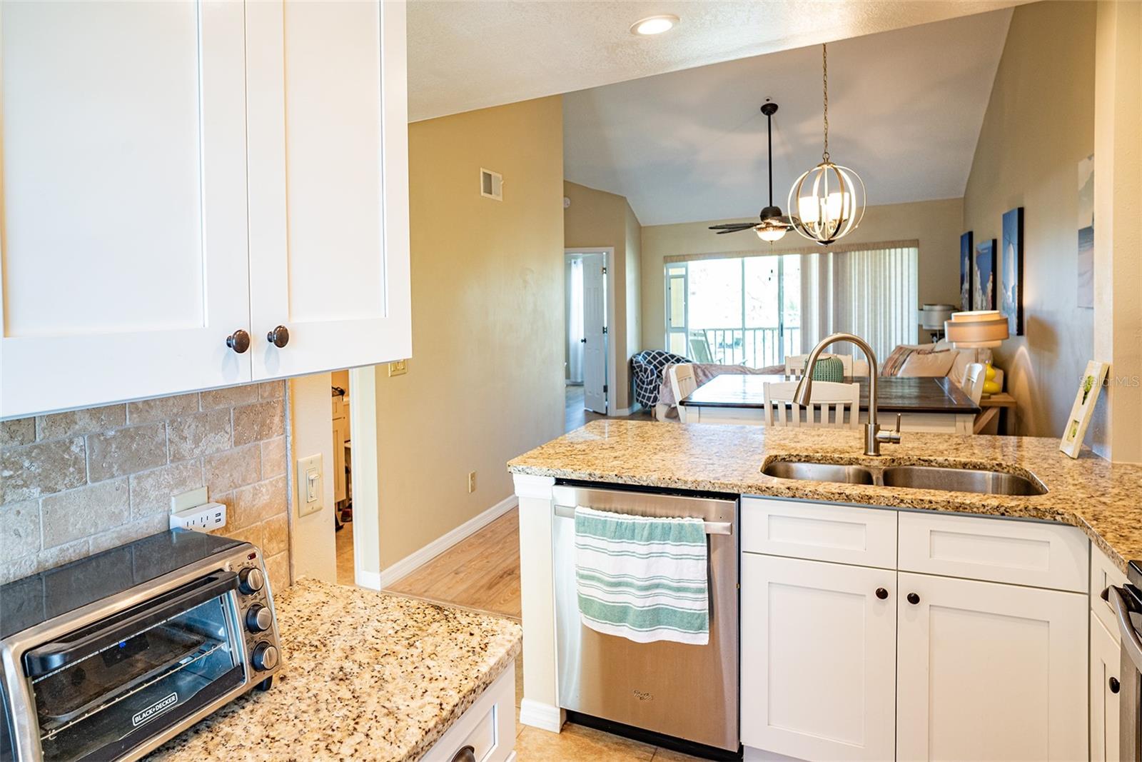 FARMINGTON VISTAS - Residential