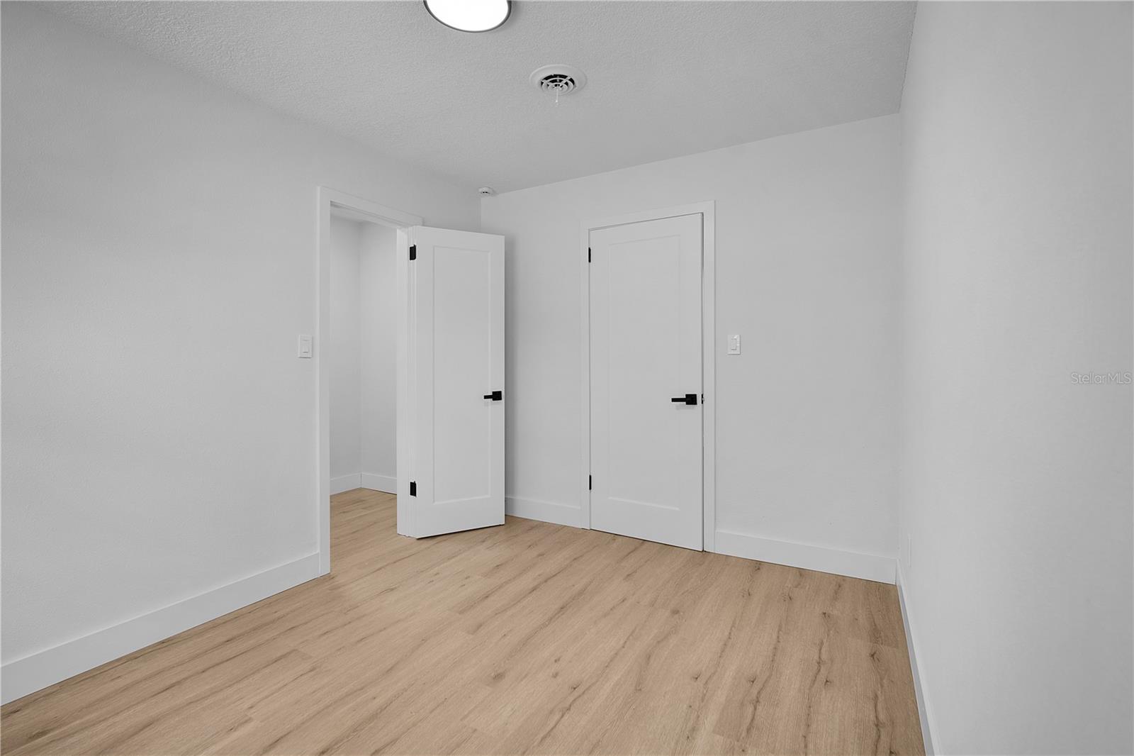 WINTER PARK ESTATES - Residential