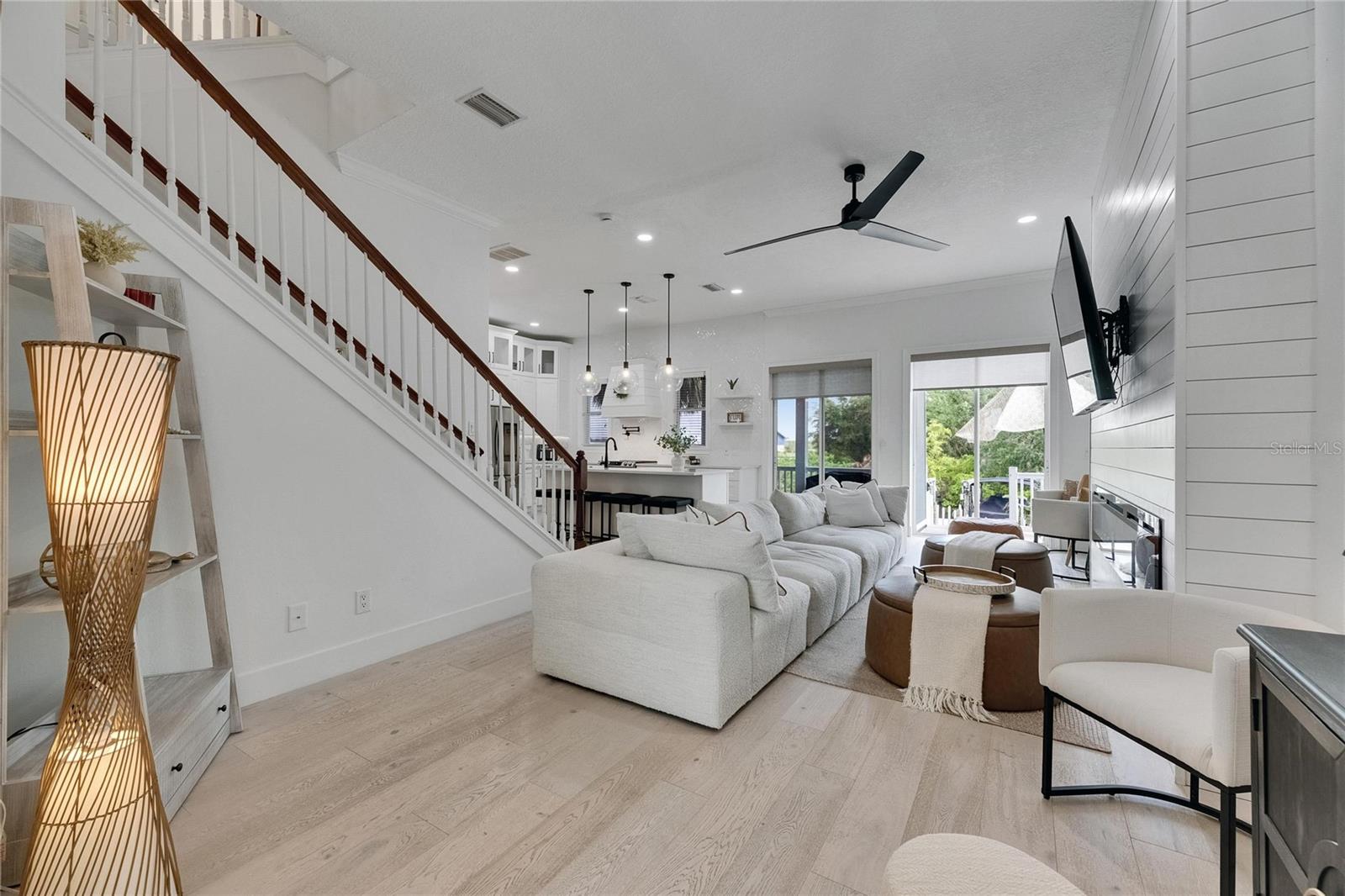 HEMINGWAY ESTATES PH 1-A - Residential Lease