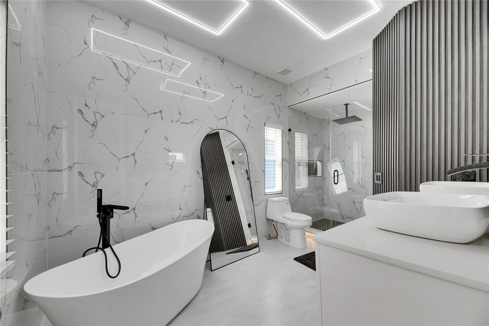 HEMINGWAY ESTATES PH 1-A - Residential Lease