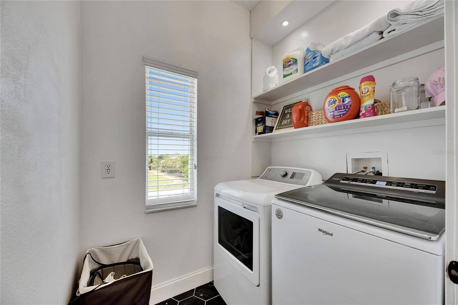 HEMINGWAY ESTATES PH 1-A - Residential Lease