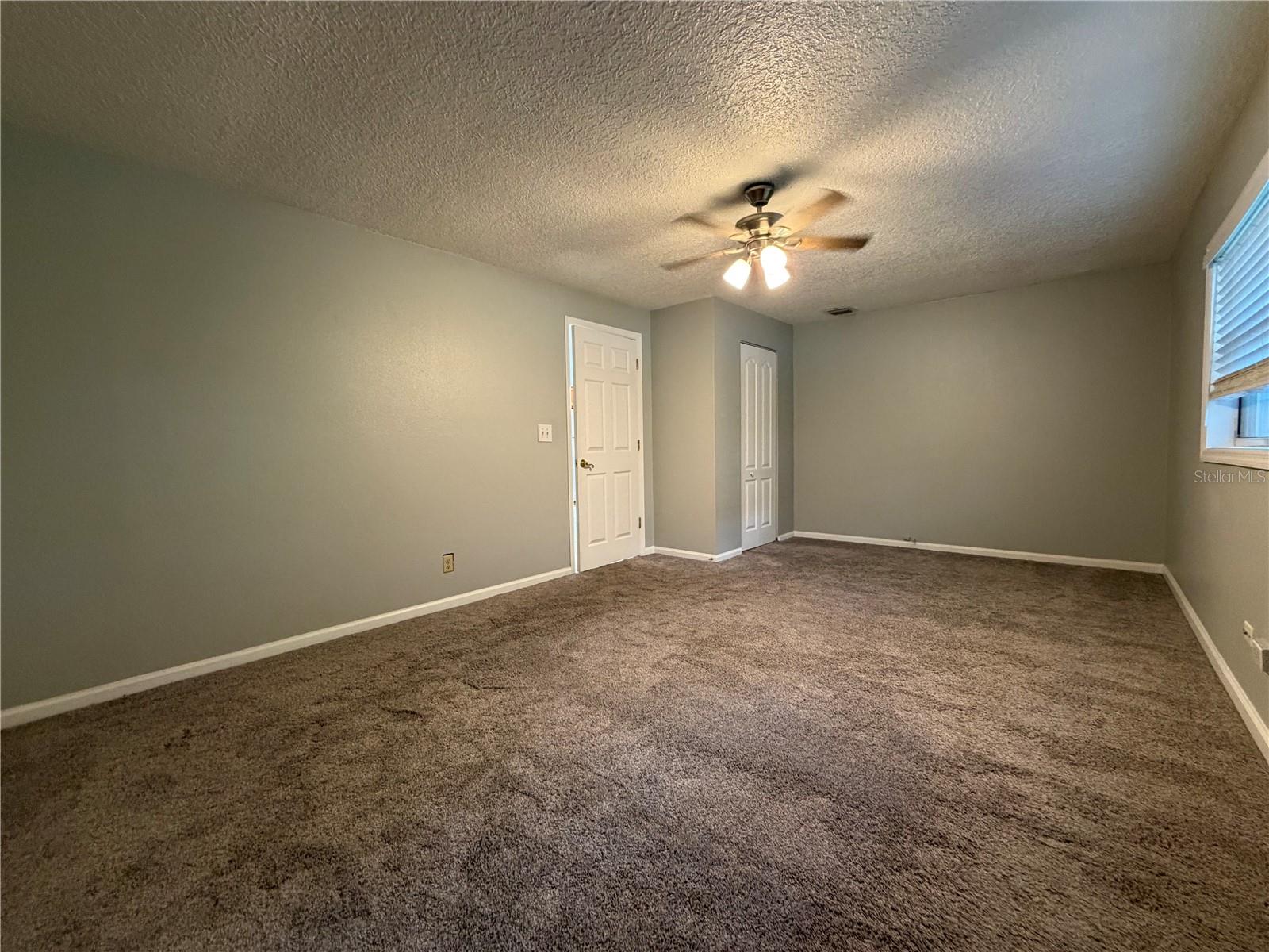 FLOYDS SUB - Residential Lease