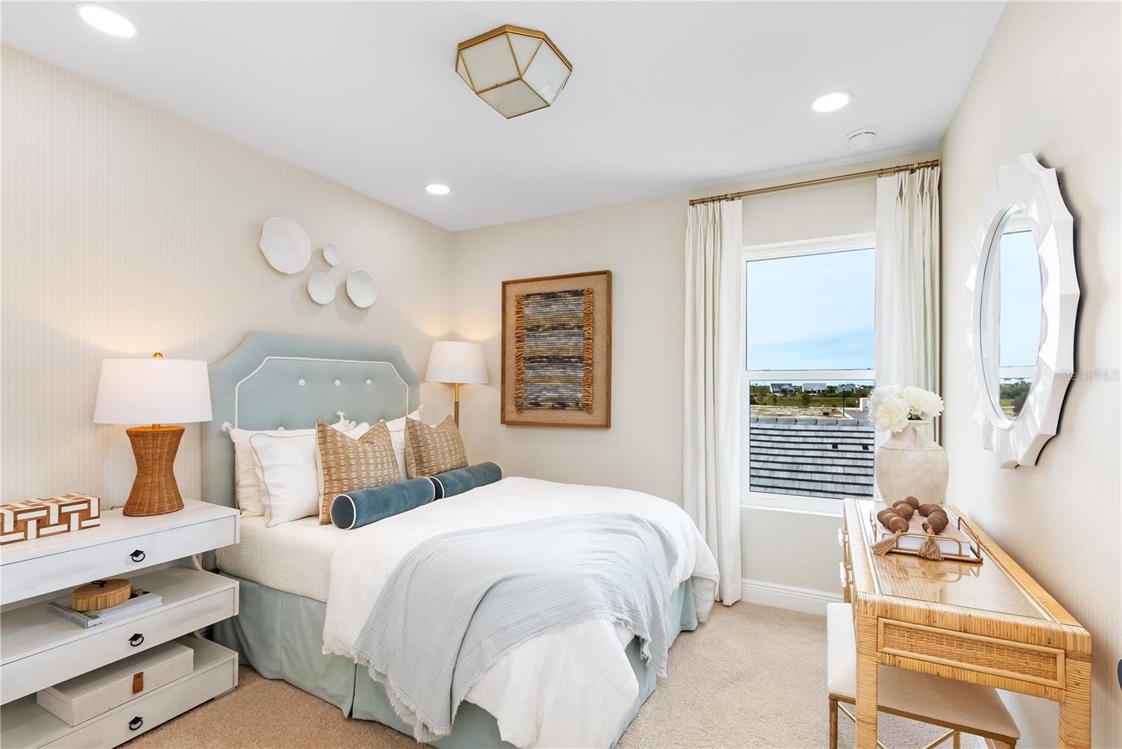 PALMERA AT WELLEN PARK - Residential