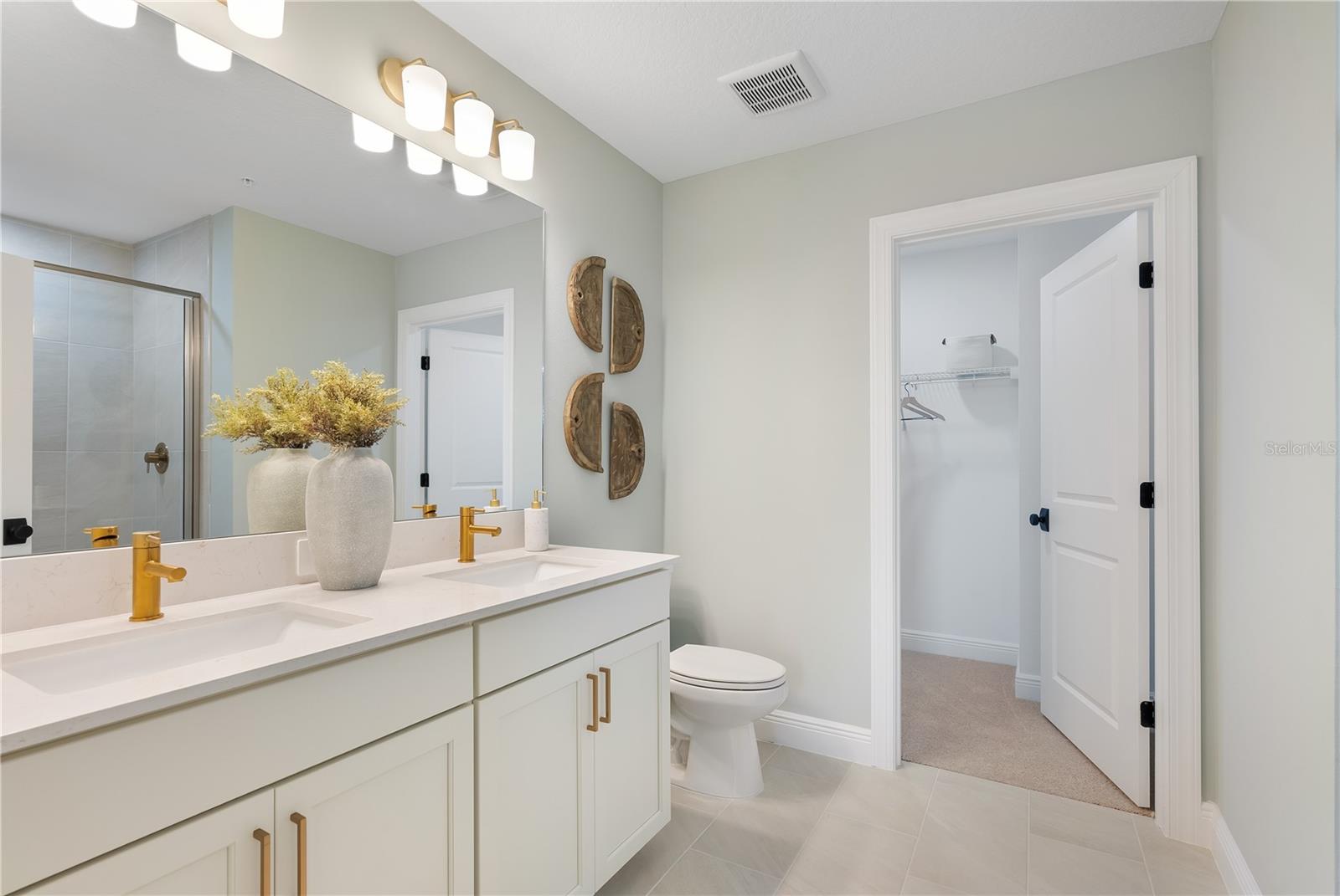 PALMERA AT WELLEN PARK - Residential