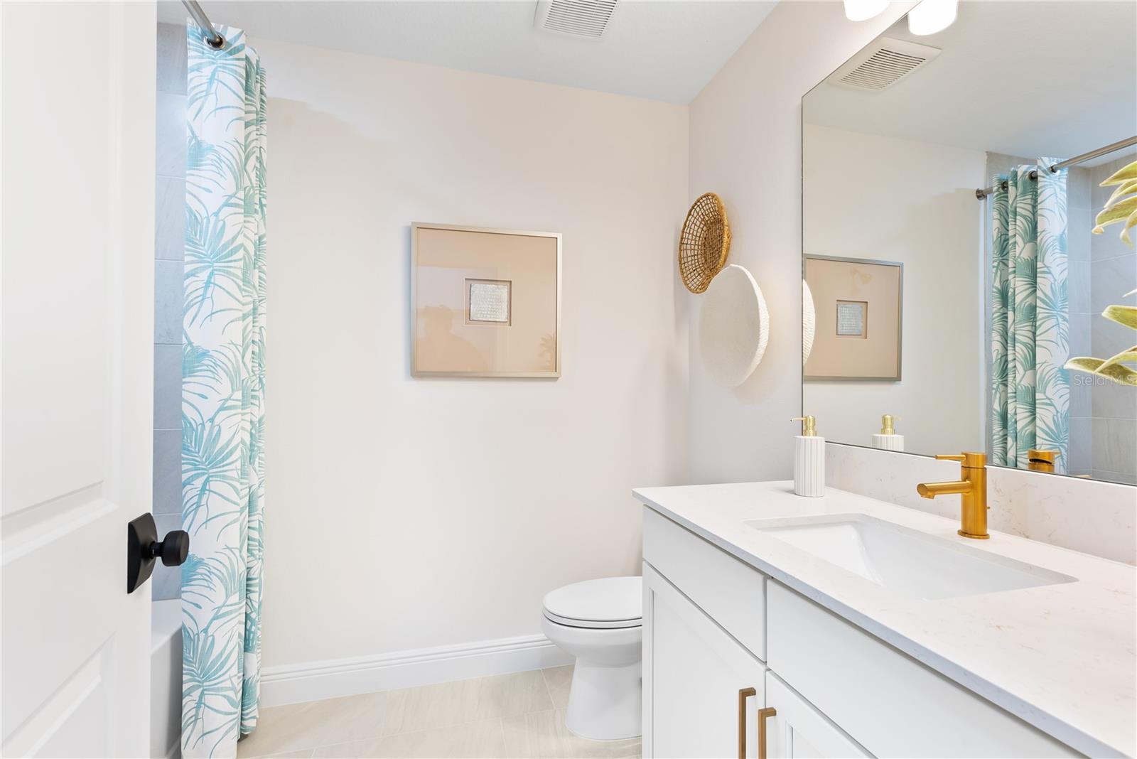 PALMERA AT WELLEN PARK - Residential