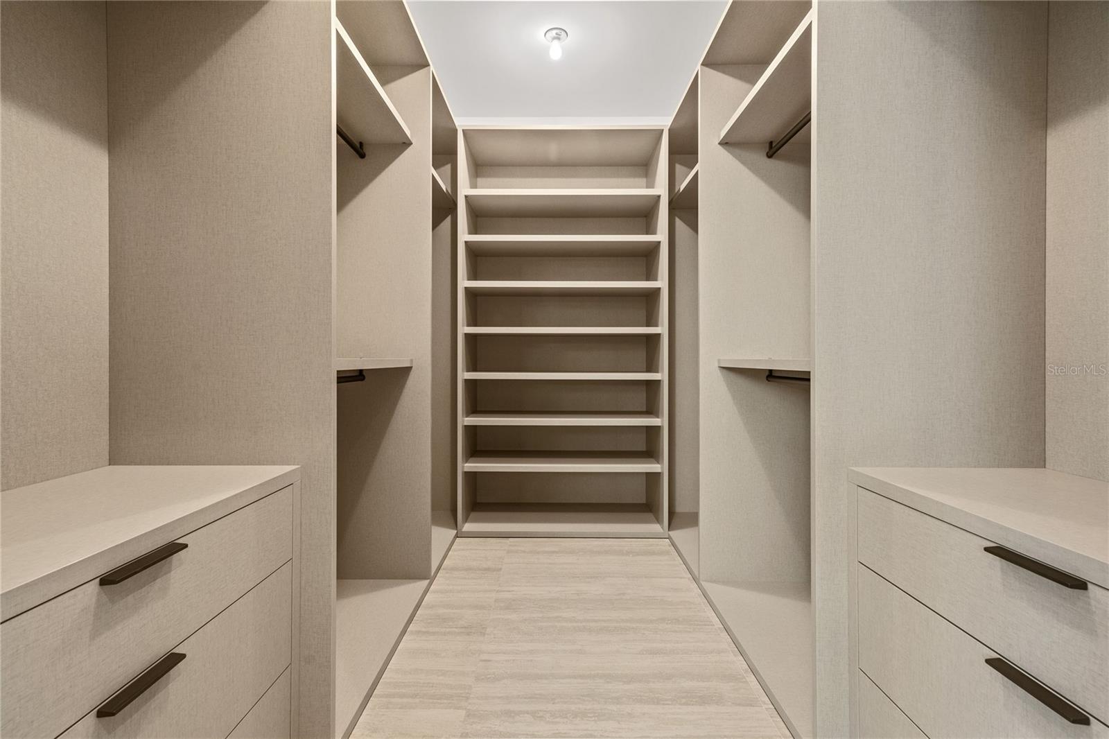 THE ISLES RESIDENCES AT DORADO BEACH - Residential