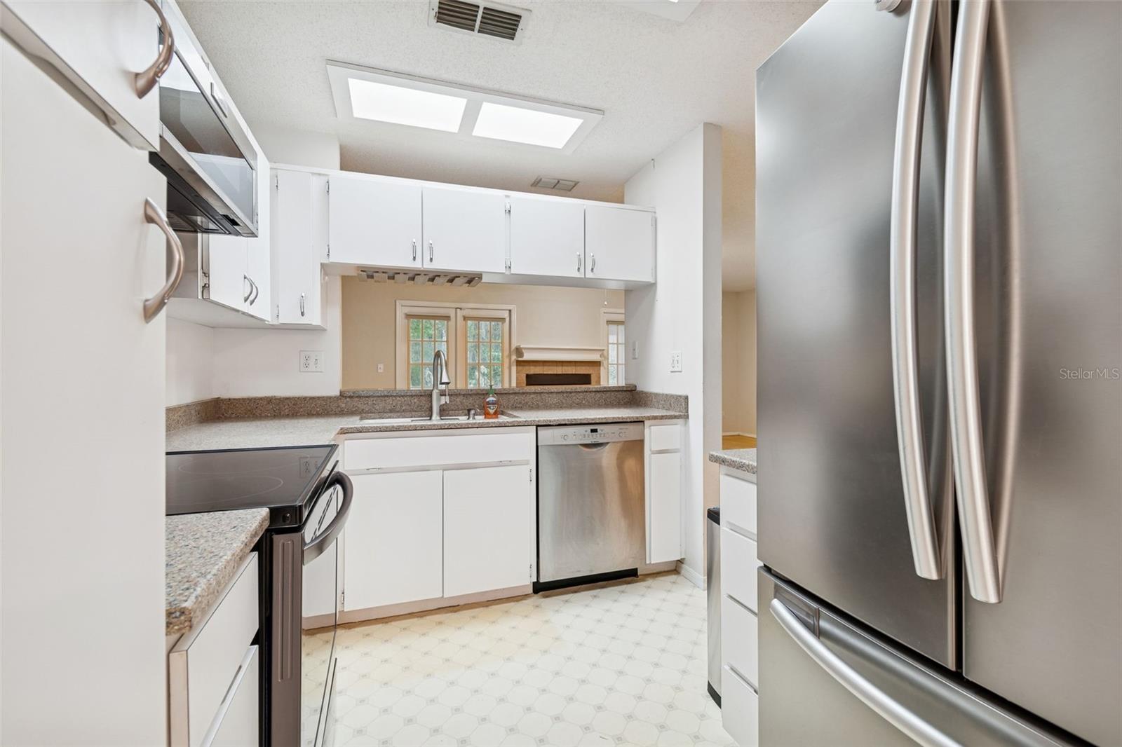 BRENTWOOD PARK - Residential