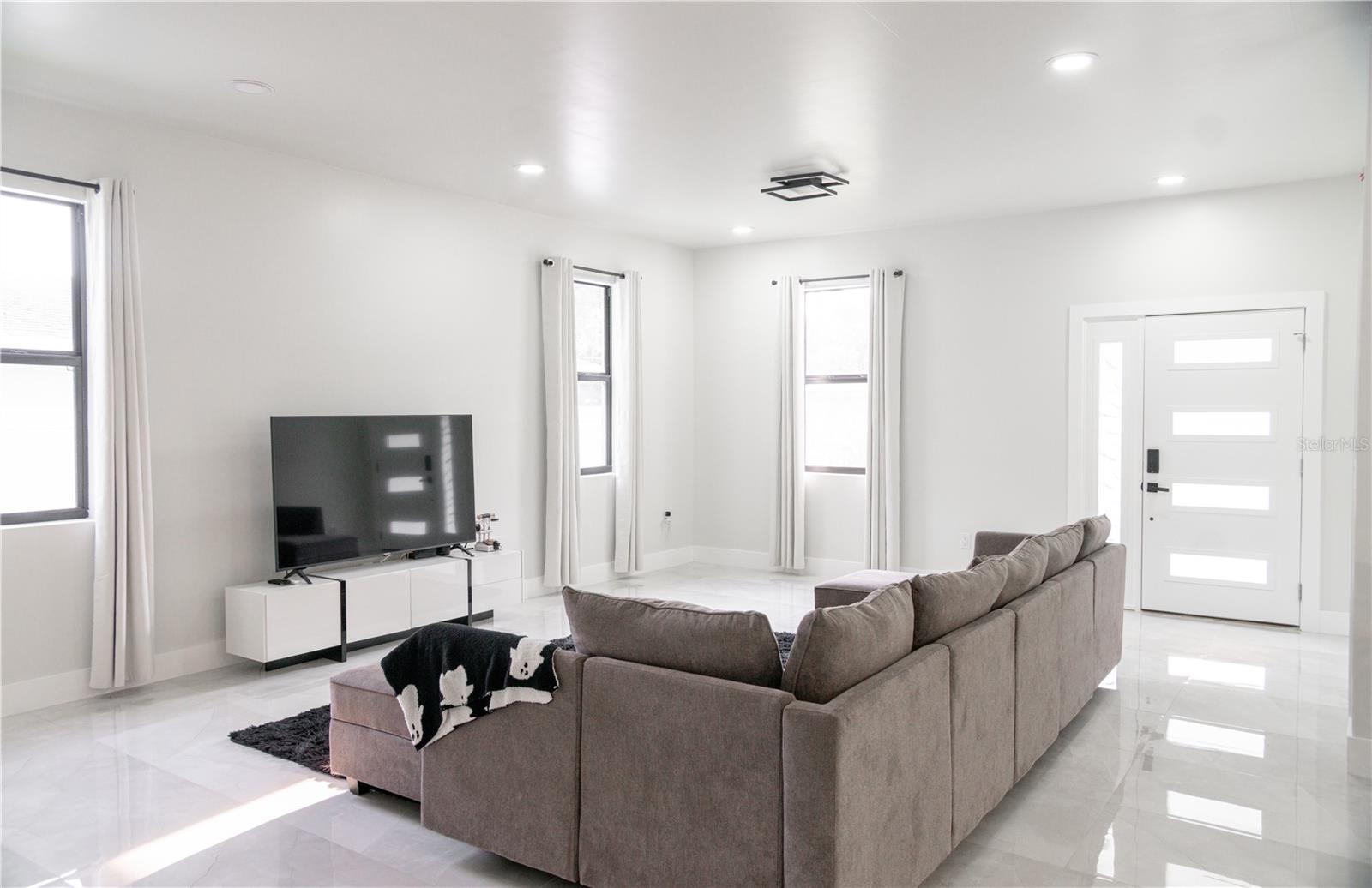 HIGH POINT MUNDAYS ADD - Residential Lease