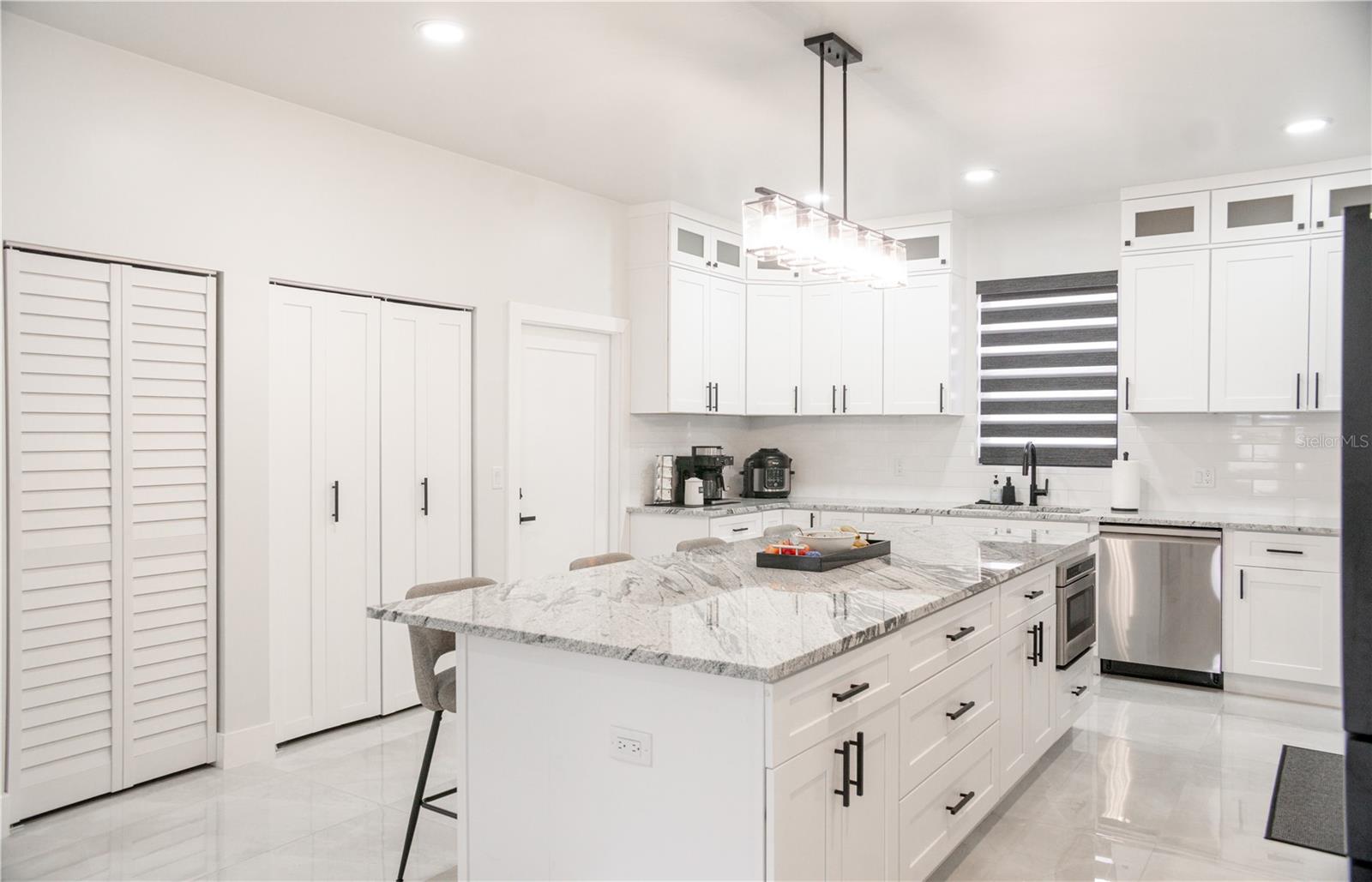 HIGH POINT MUNDAYS ADD - Residential Lease