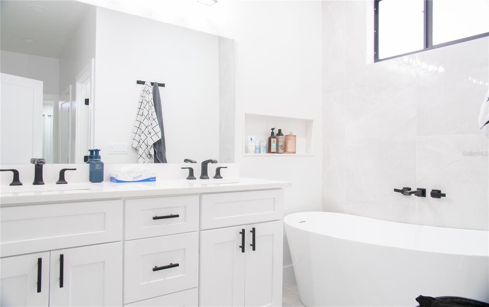 HIGH POINT MUNDAYS ADD - Residential Lease