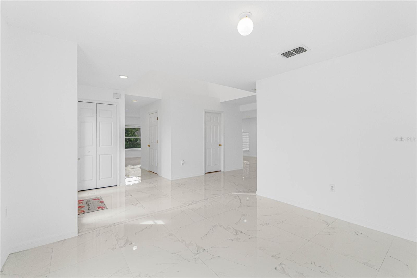 MASCOTTE DUKES LAKE PH 03 - Residential