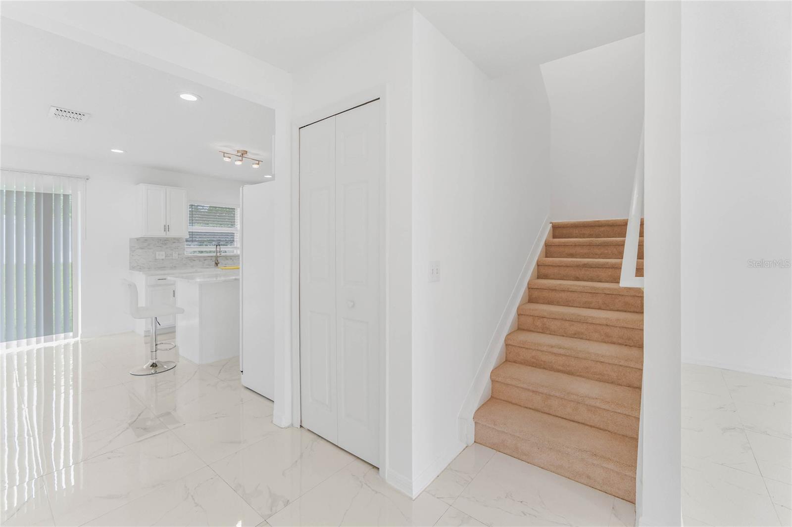 MASCOTTE DUKES LAKE PH 03 - Residential