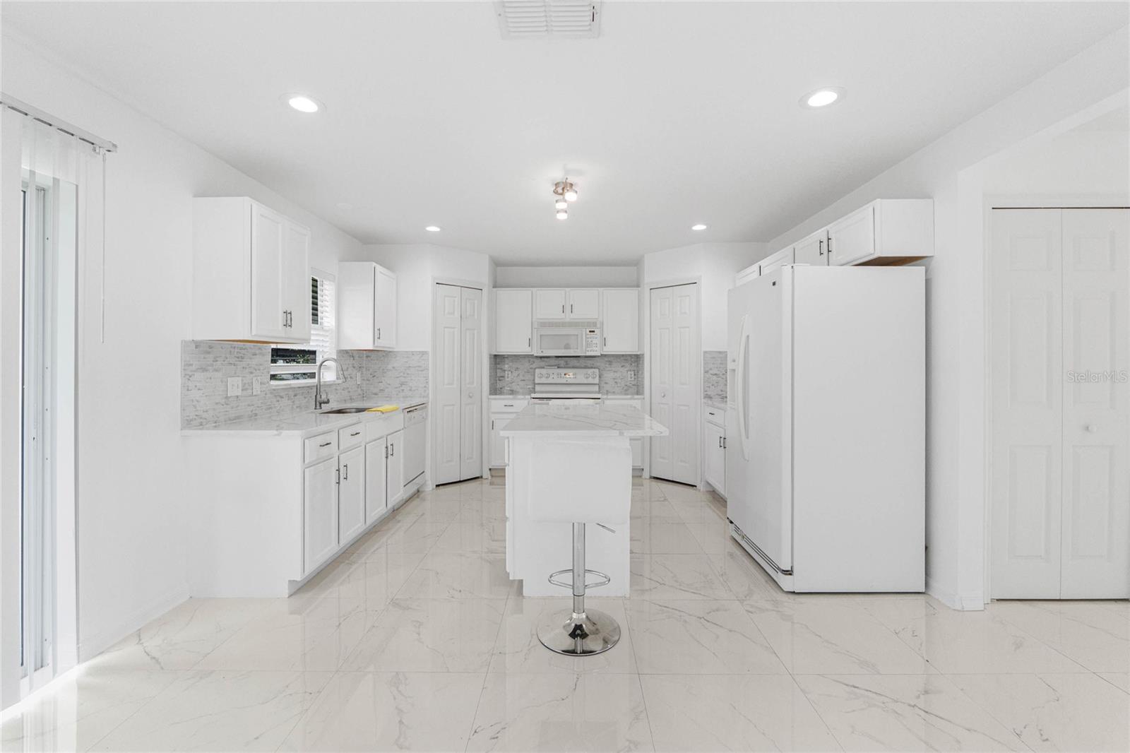 MASCOTTE DUKES LAKE PH 03 - Residential