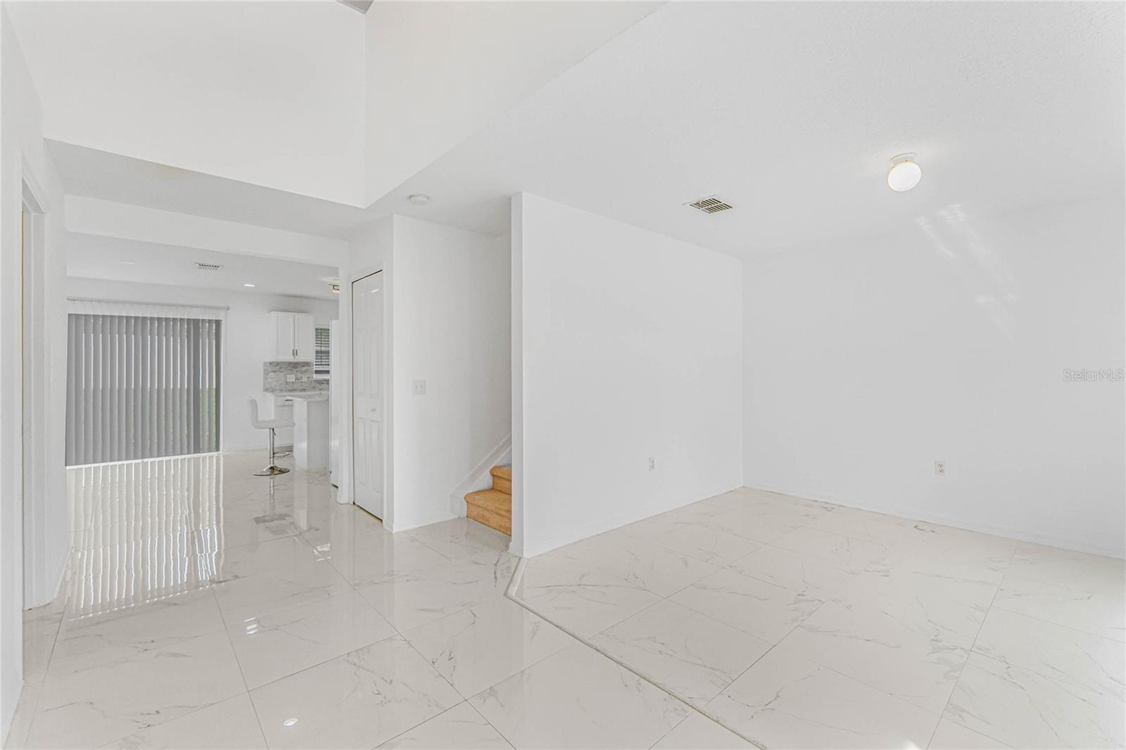 MASCOTTE DUKES LAKE PH 03 - Residential