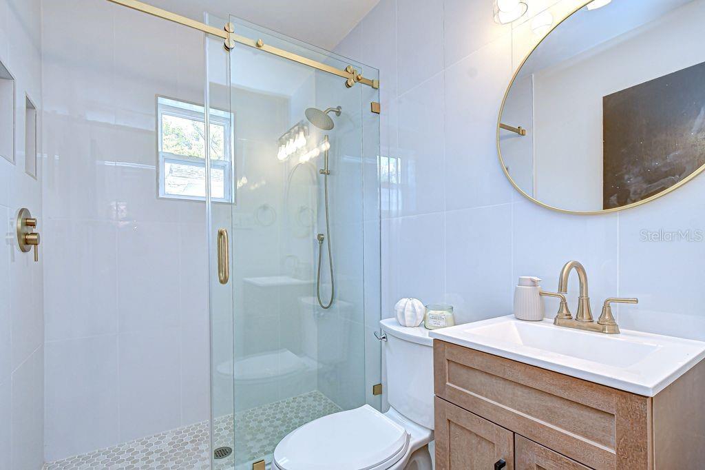 CALIFORNIA HEIGHTS - Residential