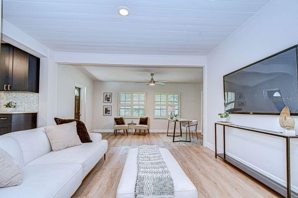 CALIFORNIA HEIGHTS - Residential