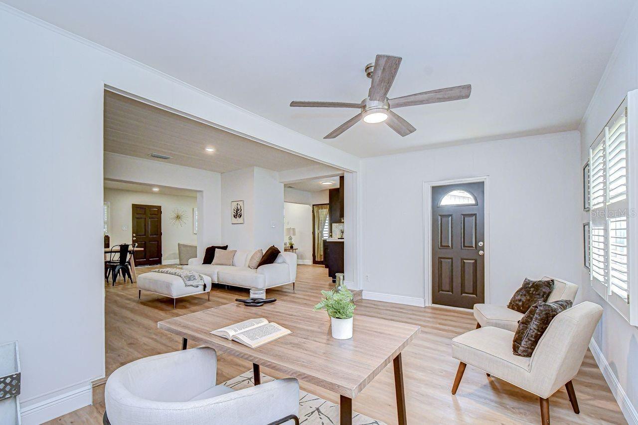 CALIFORNIA HEIGHTS - Residential