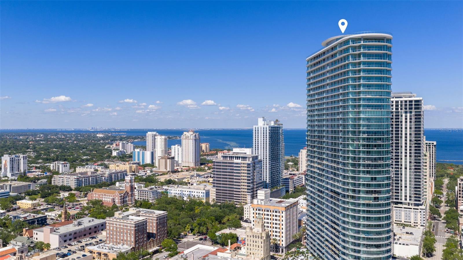 CONDO RESIDENCES AT 400 CENTRAL - Residential