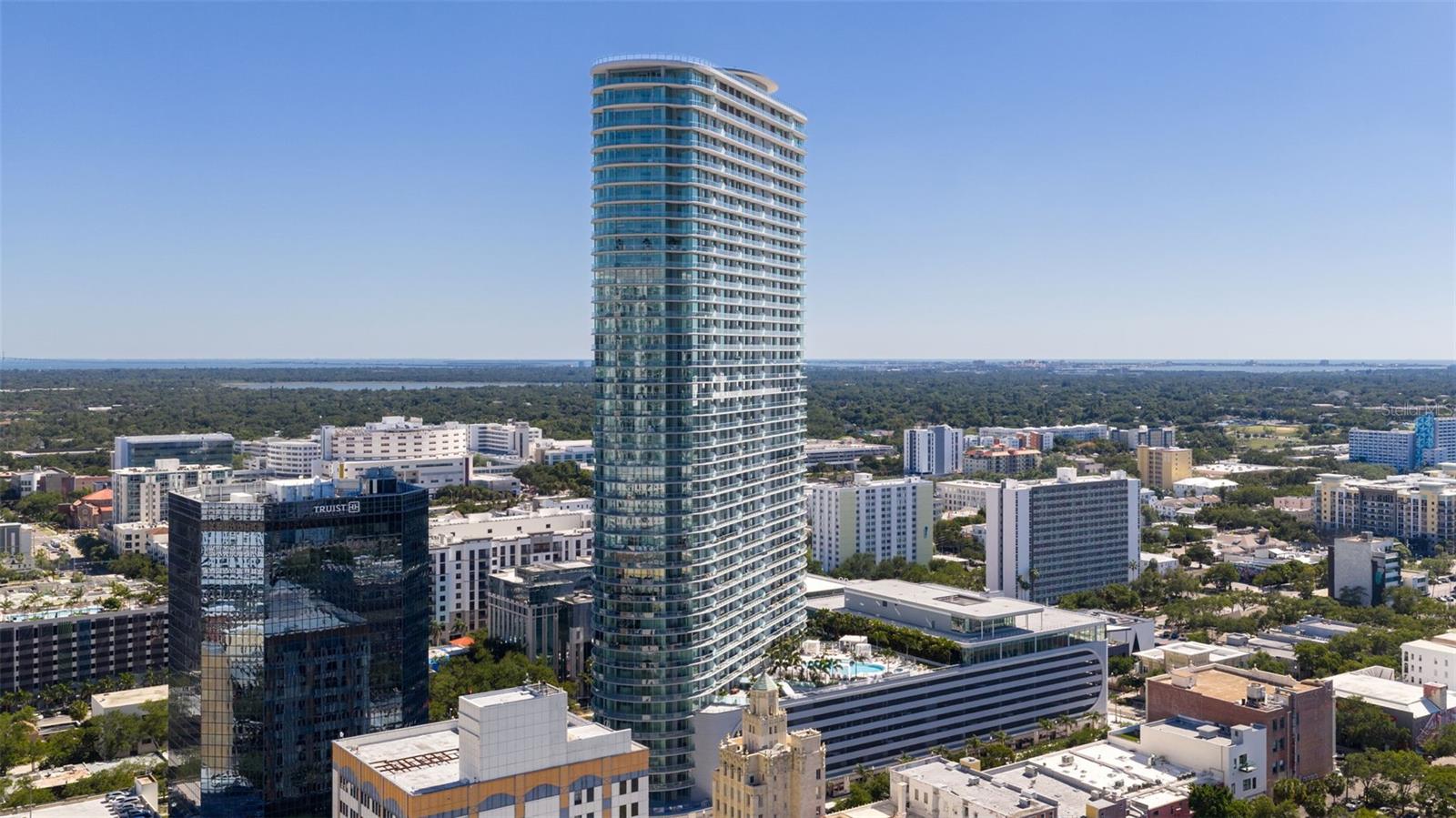 CONDO RESIDENCES AT 400 CENTRAL - Residential
