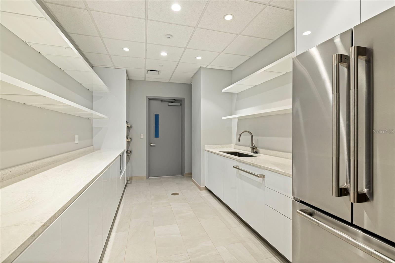CONDO RESIDENCES AT 400 CENTRAL - Residential