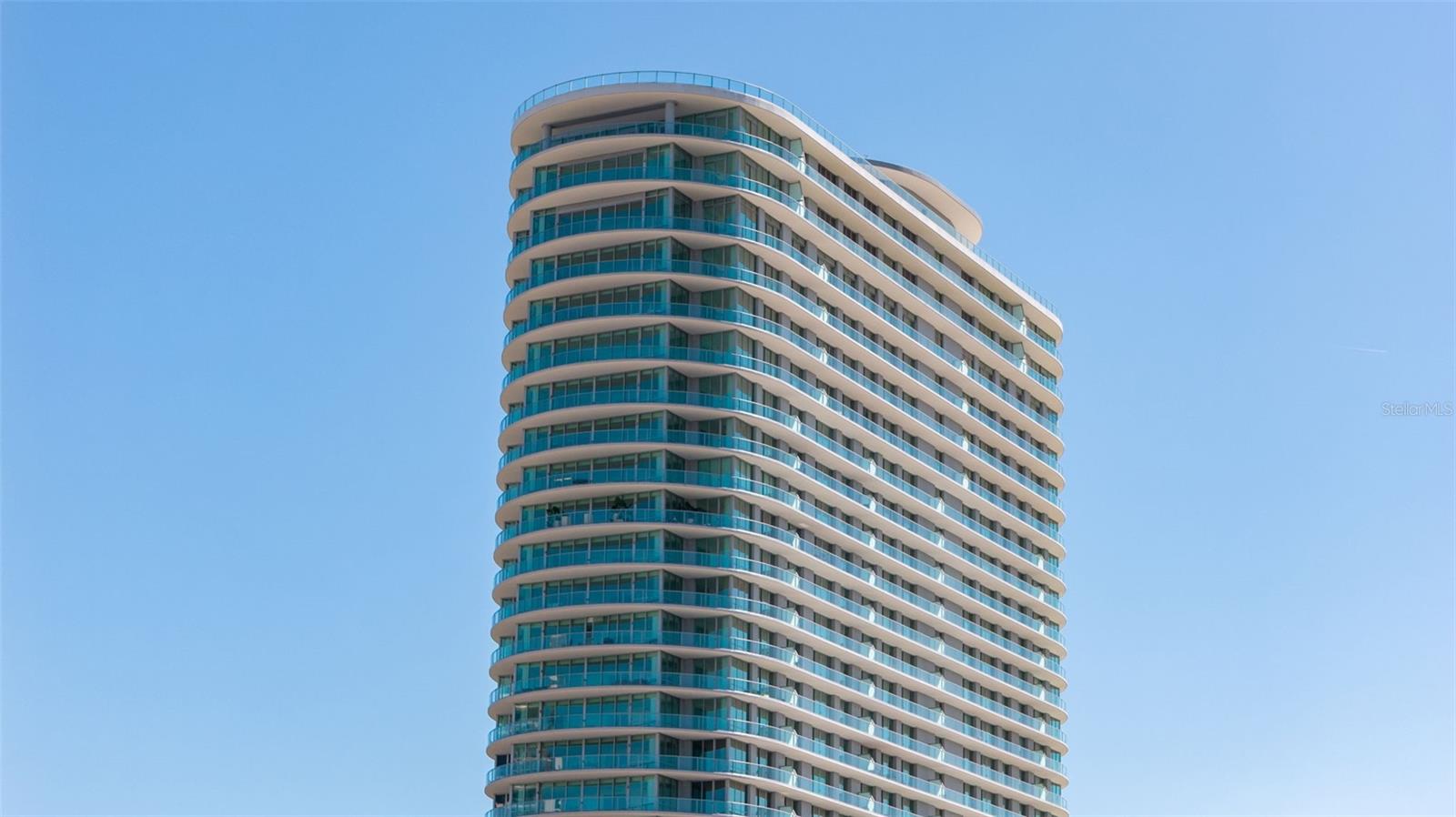 400 CENTRAL AVENUE 3906